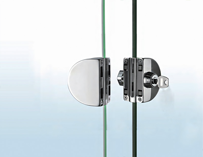VERTICAL HINGED GLASS DOOR SYSTEM 03